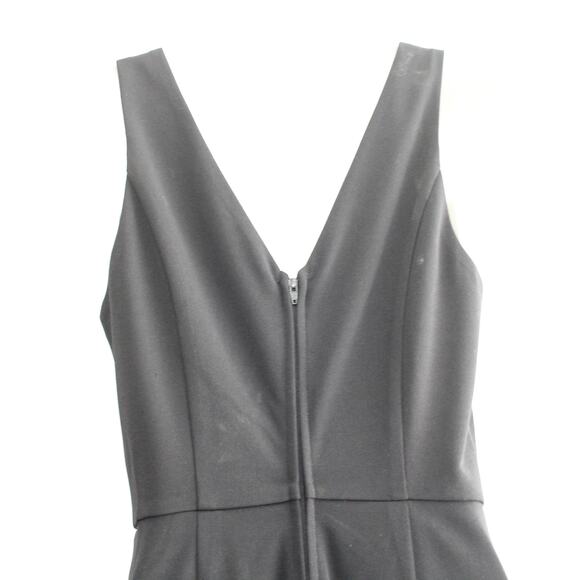 Bebe V Neck Core Jumpsuit Size S NWOT - Picture 4 of 5